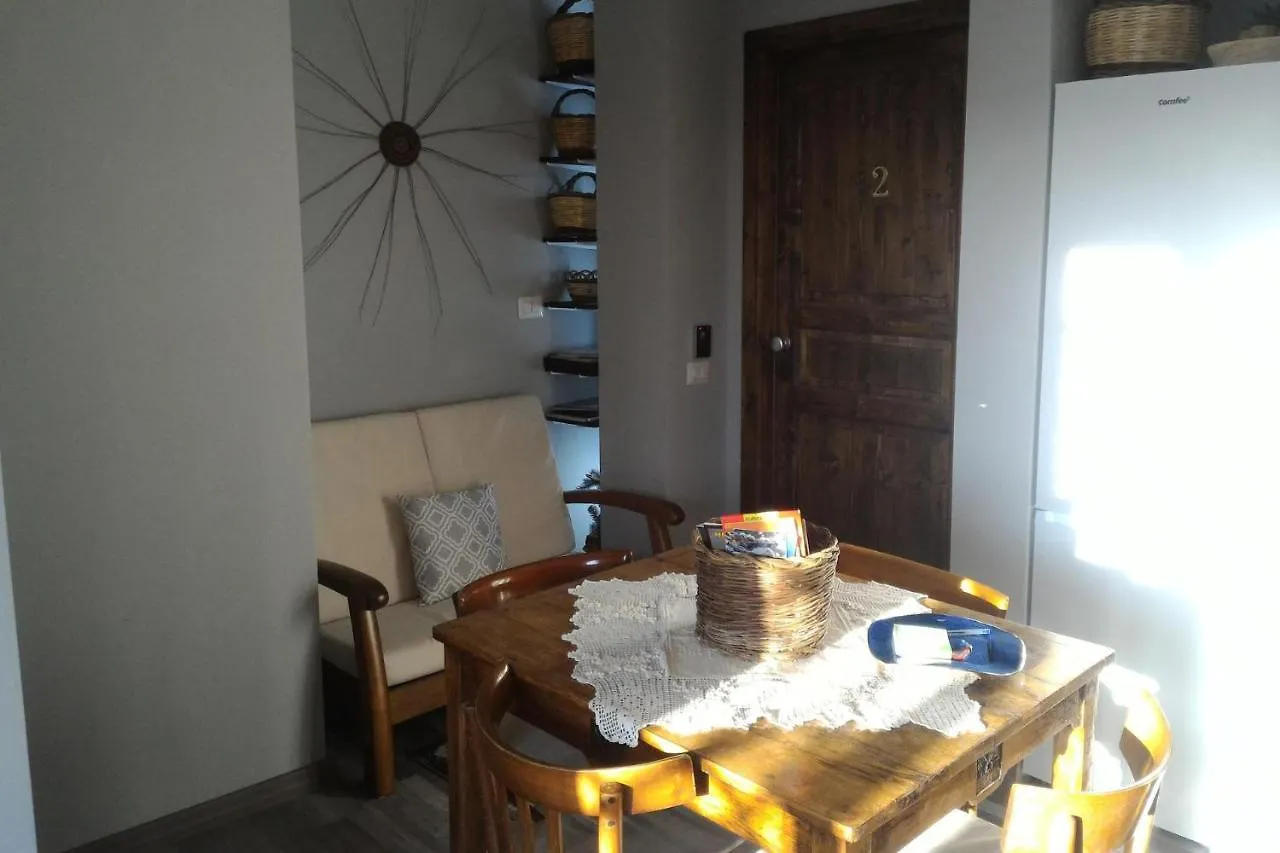 Corona Bed & Breakfast Sardara