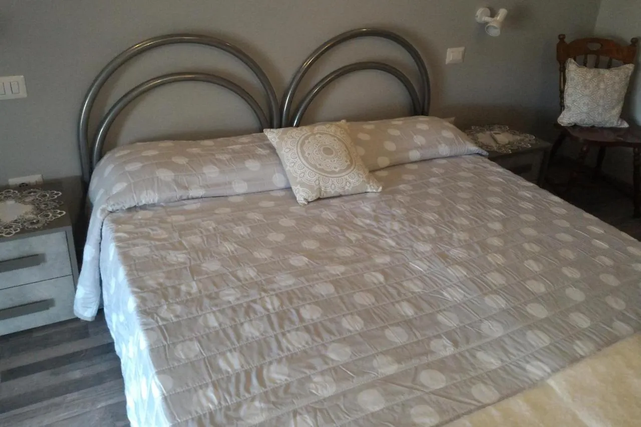 Corona Bed & Breakfast Sardara