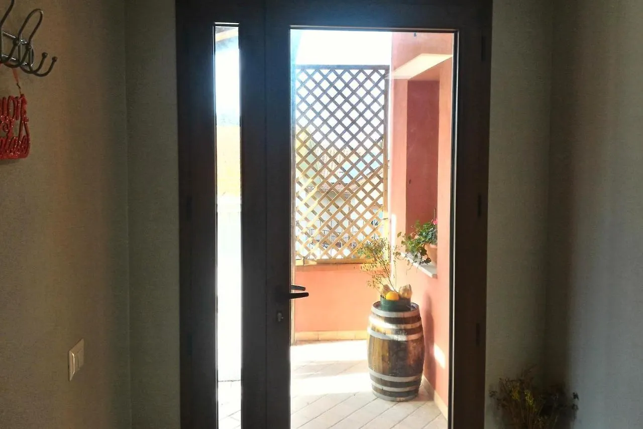 Corona Bed & Breakfast Sardara